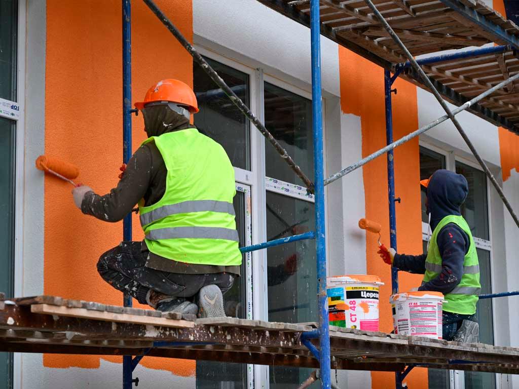 С 1 марта в Сочи приостановят прием иностранных работников по патенту