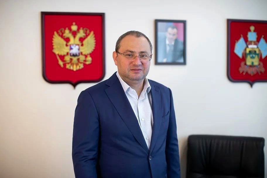 Экс-глава Минздрава Кубани приговорён к четырём годам колонии за мошенничество