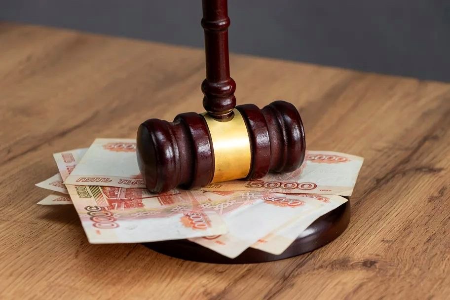 Штраф за надписи на купюрах с дискредитацией армии РФ в Сочи