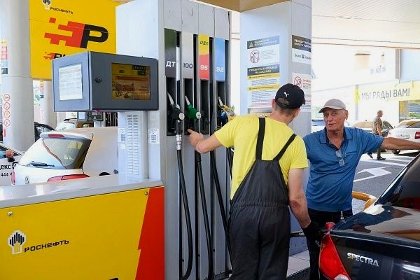 Власти Сочи подтвердили наличие топлива и призвали не создавать ажиотаж