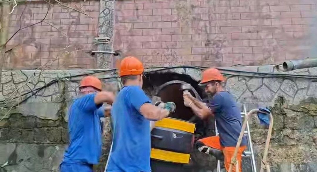 Продление ремонта водовода в Сочи влияет на водоснабжение жителей нескольких улиц
